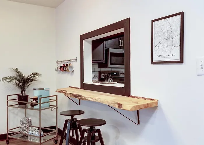 Apartment Entire In Downtown
